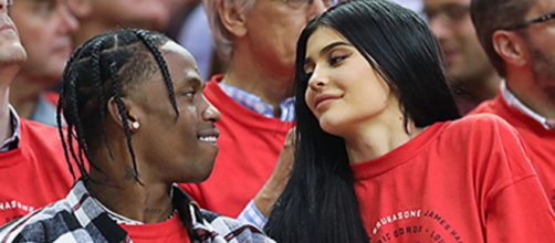 Travis Scott e Kylie est&atilde;o saindo juntos desde abril