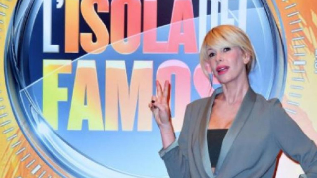 Isola dei famosi: ecco i nomi delle show girl - 105.net