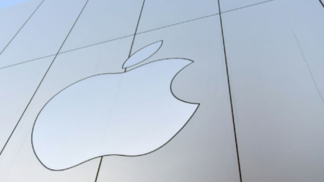 What.IsUp : Pris la main dans le sac, Apple avoue ralentir ... - isup.ws