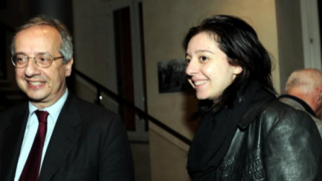 Martina Veltroni, figlia di Walter, avrebbe ottenuto un risarcimento per molestie sessuali dalla rivista Vice