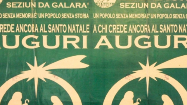 Manifesto di auguri della Lega comparso nelle strade di Gallarate