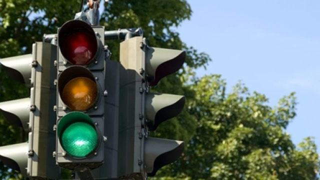 I nuovi 'semafori intelligenti' garantiranno meno traffico a Roma