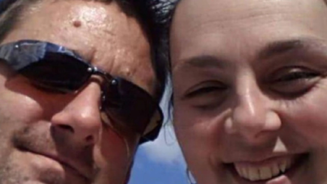 Una foto dei coniugi Lowe prima della morte della donna