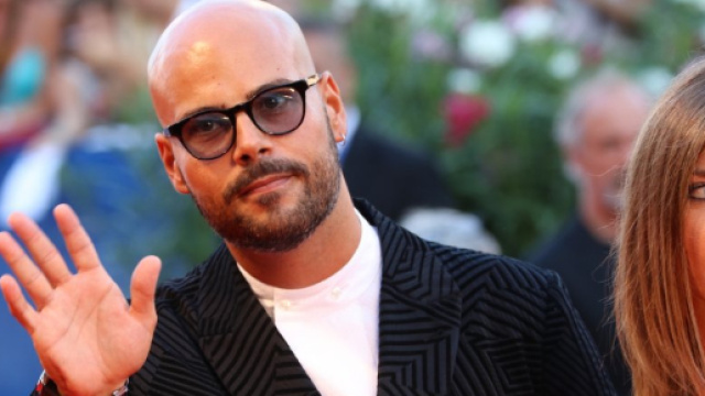 Da Marco D'Amore a Jude Law, le star sul red carpet di Sorrentino ... - movieplayer.it