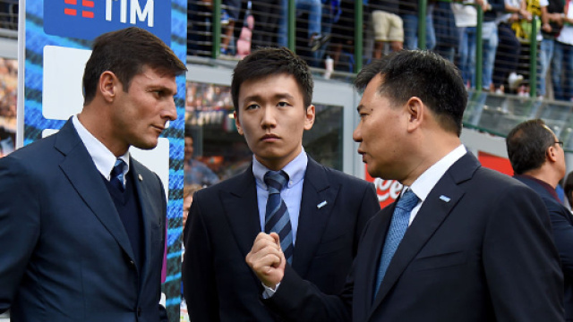 Javier Zanetti con Steven e Jindong Zhang