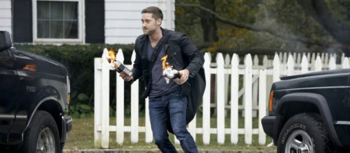'The Blacklist' season 5: Tom to return 'here and there'? Ryan Eggold explains - [Image via The Blacklist/YouTube]
