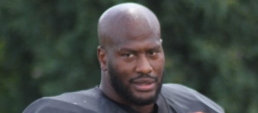 Former teammates are blasting Harrison winding up in New England [Image via Wikimedia]