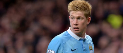 Manchester City midfielder Kevin de Bruyne in a past match. [Image via oliveroliu/Flickr]