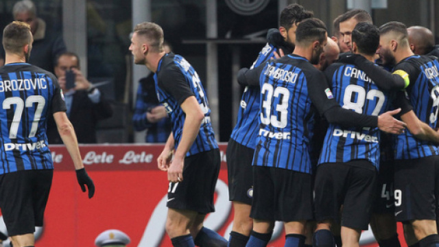 Inter, macchina da guerra infallibile: 5 goal al Chievo e testa alla Juve
