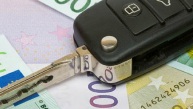 Bollo auto: esenzioni e riduzioni, ecco per chi