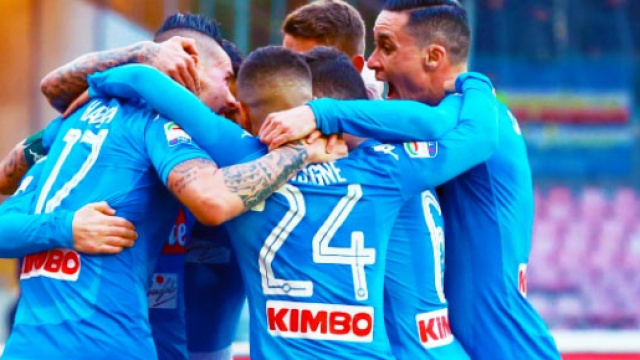 La SSC Napoli festeggia dopo un gol