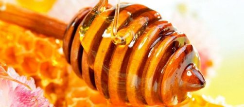 La miel es comprobado antis&eacute;ptico, antiinflamatorio y antioxidante de uso t&oacute;pico