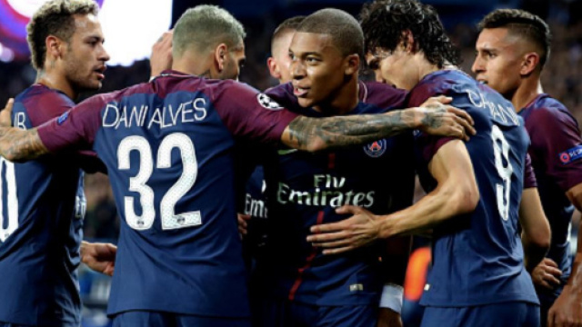 Ligue des champions : Le PSG &eacute;crase le Bayern, le Celtic se ... - snfoot.tk
