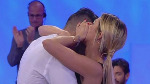 Sabrina Ghio si congeda da Nicol&ograve; Fabbri tra le lacrime