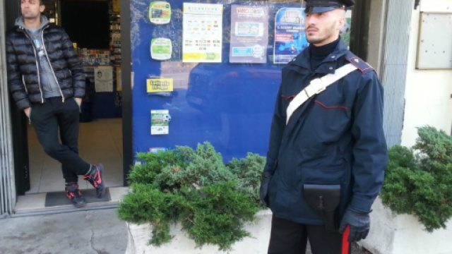 Spari ai ladri, il pensionato di Rolo non ha infranto la legge ... - gelocal.it