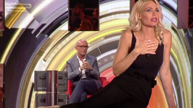 Ilary Blasi parla del Grande Fratello VIP - mediaset.it