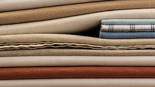 Ecco ogni quanto bisogna cambiare le lenzuola per prevenire funghi e batteri