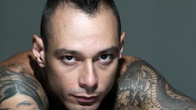 Fabri Fibra, ha compiuto 41 anni lo scorso ottobre.