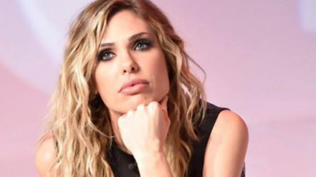 Gossip: Ilary Blasi spara a zero sugli amori del Grande Fratello VIP.