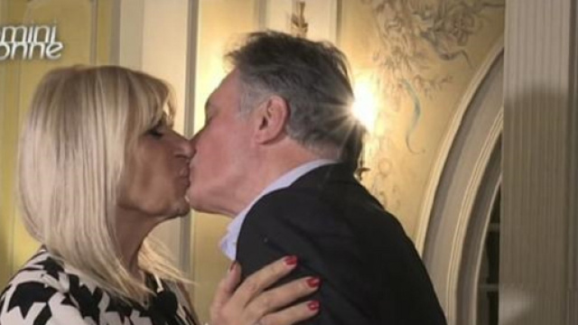 Il bacio tra Gemma e Giorgio dopo la cena