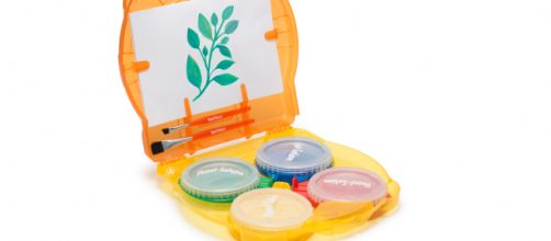 Paint-Sation enables children to embrace the joy of painting. / Image via Ruth Green-Synowic, used with permission.