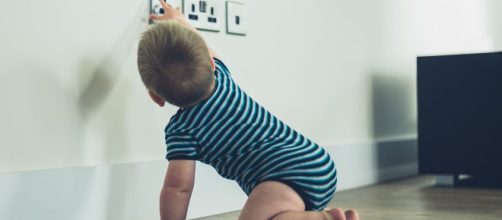 Parents using these safety devices to protect toddlers from ... - mirror.co.uk