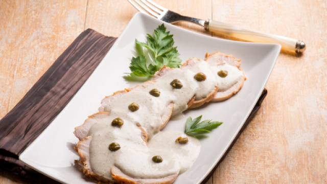 Vitello tonnato, la ricetta del vitel tonn&egrave;.