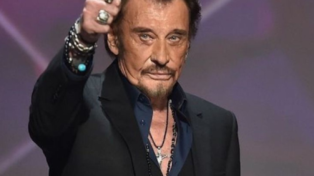 La France est en deuil: Johnny Hallyday est mort - Peuple de ... - peupledefrance.com