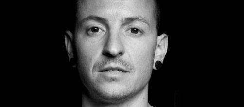 Chester era o &iacute;dolo de muitos jovens. (Foto Reprodu&ccedil;&atilde;o).