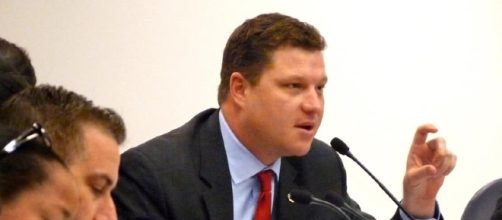 Amendment 4 Sponsor Radiating Confidence | WFSU - wfsu.org