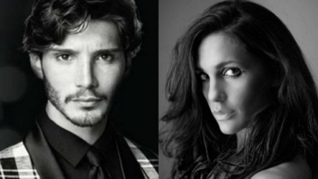 Gossip: Stefano De Martino ed Elena D'Amario insieme in vacanza? Ecco le prove.