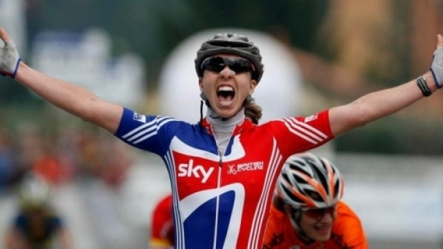 Nicole Cooke, la vittoria ai Mondiali di Varese 2008 con il body incriminato