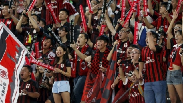 L'addio di Berlusconi: gufi, scetticismo e tanta speranza.