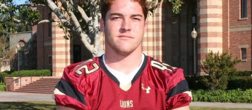 Greg Biggins on Twitter: "Oaks Christian '18 LB Bo Calvert goes in ... - twitter.com