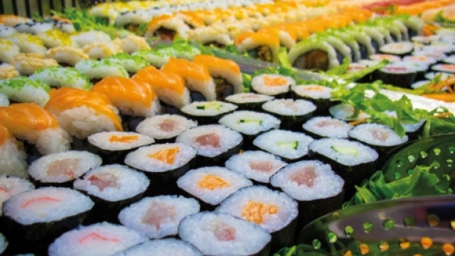 Cosa si rischia con il sushi "All you can eat"? VIDEO - blitzquotidiano.it