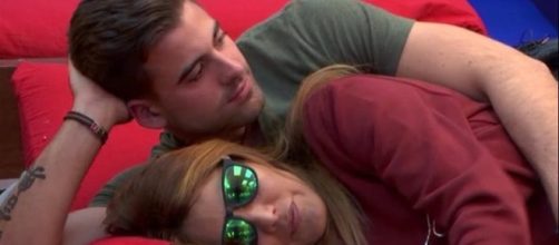 GH VIP 5: Sergio Ayala e Ivonne Reyes, tensi&oacute;n sexual entre besos - lecturas.com