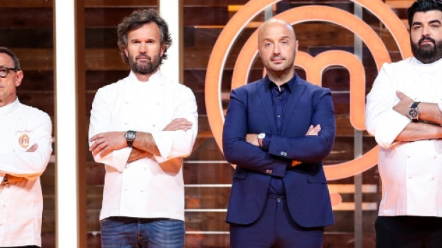 I giudici della sesta edizione di Masterchef. Per Cracco l'ultima apparizione nel programma.