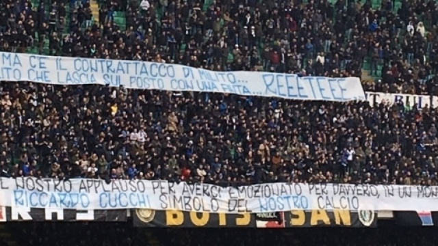 Il saluto della Curva Nord per Riccardo Cucchi (fonte Alessandro Villa)