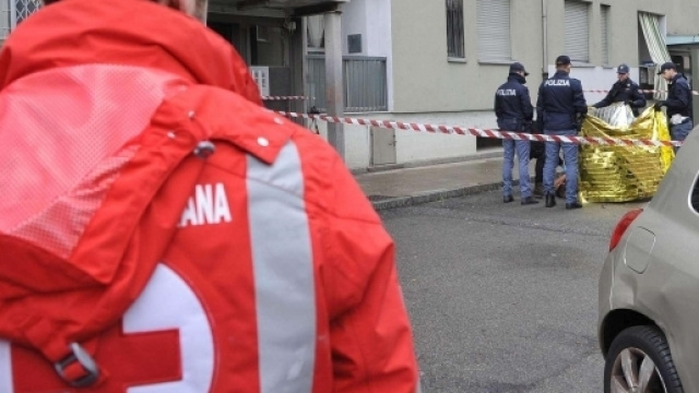 L'intervento delle forze dell'ordine sul posto