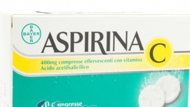 Bayer ritira lotti di Aspirina e Alkaeffer