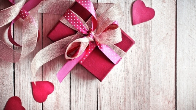 Biglietti San Valentino fai da te, tutorial | DireDonna - diredonna.it