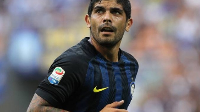 Inter, super offerta del Tianjin per Banega
