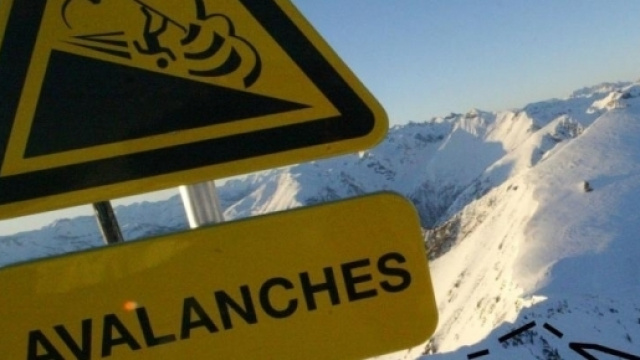 Neuf personnes emport&eacute;es par une avalanche &agrave; Tignes