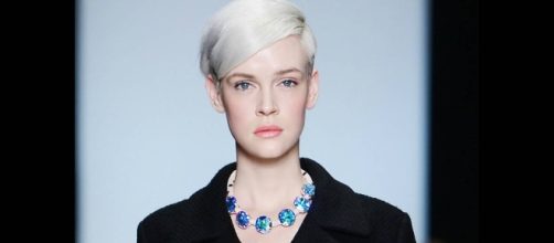 Cuidados com cabelos brancos: saiba como diminuir a porosidade dos ... - com.br