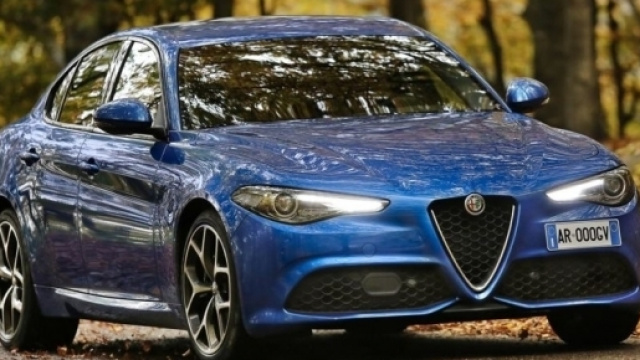 Alfa Romeo Giulia Veloce: sportivit&agrave; made in Italy [FOTO e VIDEO] - motorionline.com