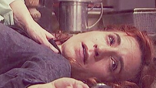 F&egrave; uccide la sorella gemella Caridad