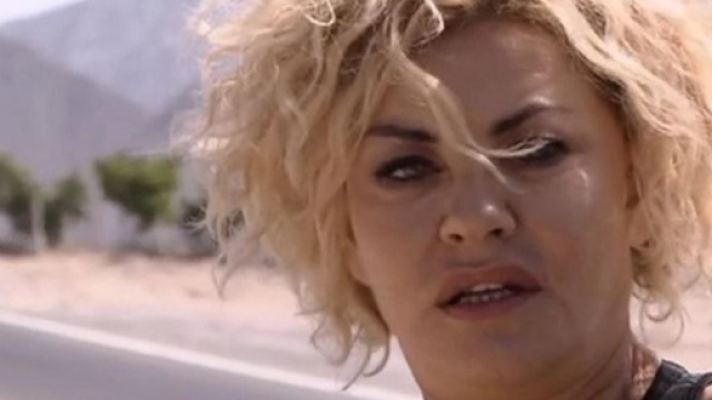 Gli autori de L'Isola dei Famosi pronti per il coming out di Eva Grimaldi