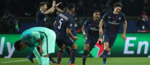 Celebraci&oacute;n del gol de Cavani. El cuarto para el PSG