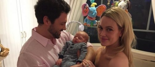 Dancing' stars Maksim Chmerkovskiy and Peta Murgatroyd debut baby ... - go.com