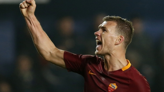 Edin Dzeko, autore di una tripletta ieri sera.